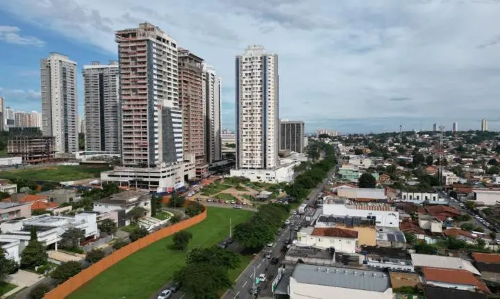 Cresce o número de carros em Goiânia