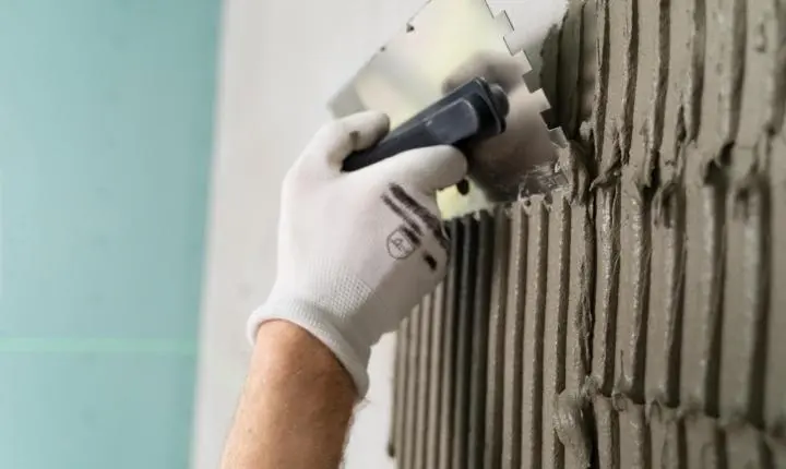 Instituto Elon Soares realiza aulão prático sobre impermeabilização para alvenaria