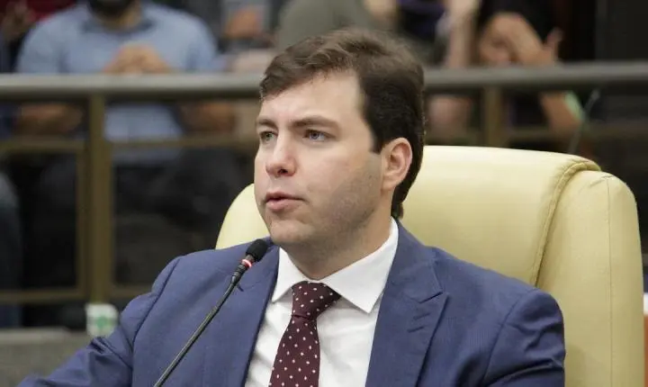 Kitão acata incentivos fiscais em Morar no Centro, inclui na pauta e projeto avança na CCJ
