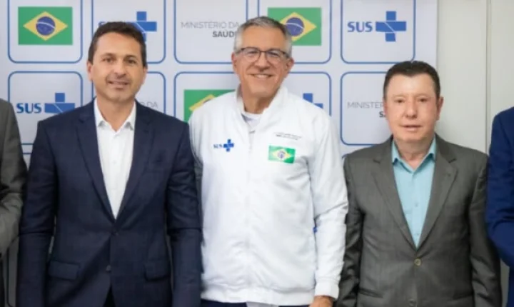 Leandro Vilela e José Nelto reforçam em Brasília busca por investimentos para a saúde de Aparecida