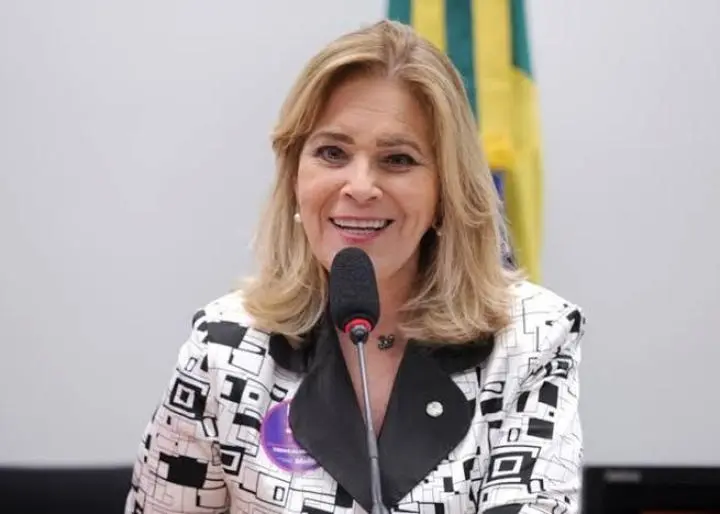 Lêda Borges