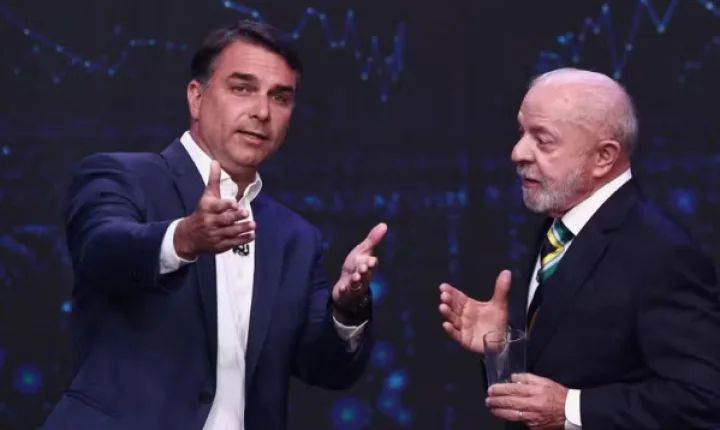 Lula e Flávio Bolsonaro protagonizam debate tenso na Band, com acusações e propostas para o Brasil