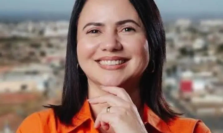Maria Yvelônia aparece entre os cinco nomes mais citados para deputada federal no Entorno, aponta IGAPE