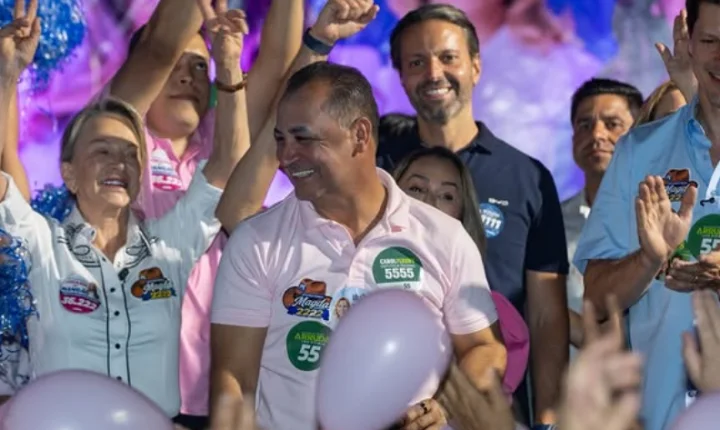 Novo Gama reúne multidão e lideranças políticas no lançamento de Joscilene do Mangão