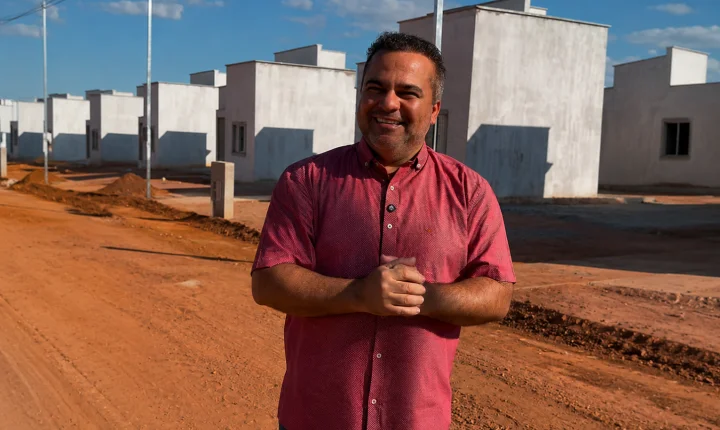 Prefeito Halison do Leilão acelera desenvolvimento de Formoso com construção de 60 casas populares e novo bairro planejado